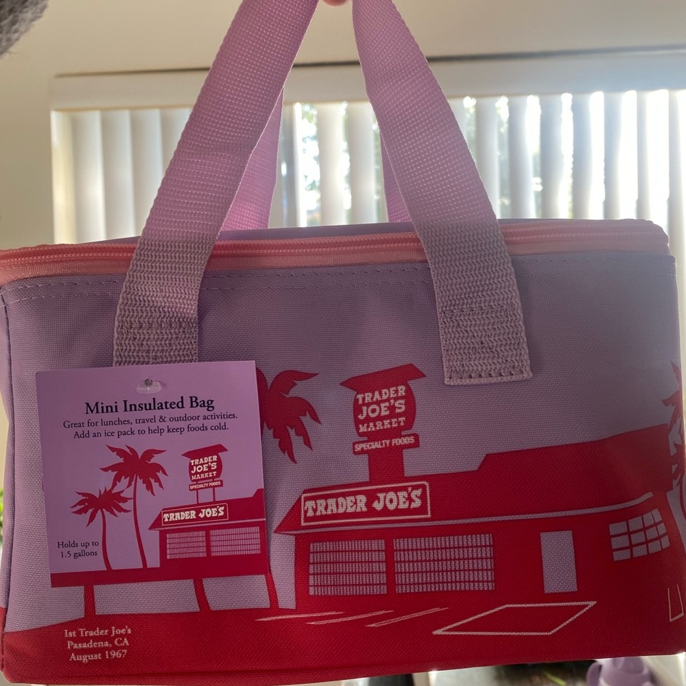 Trader Joe's Pink & Red Mini Insulated Tote limited edition